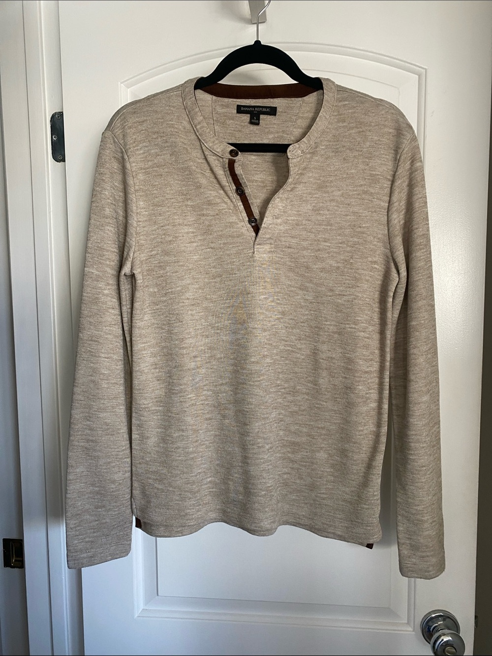 Banana Republic Factory Brushed Henley Long-Sleeve Shirt Oatmeal Size Small